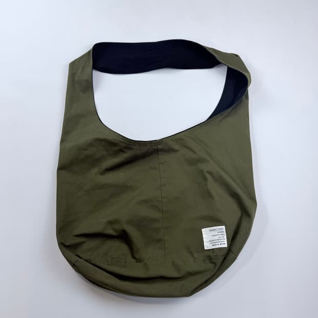 언더커버 98/99ss 리버시블 호보백