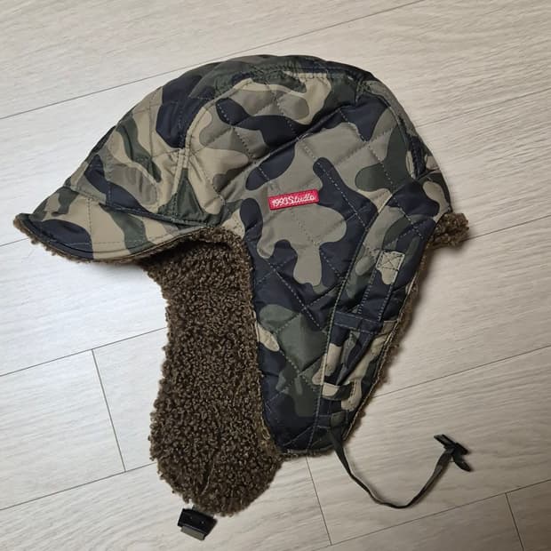 1993스튜디오 카모 트루퍼햇