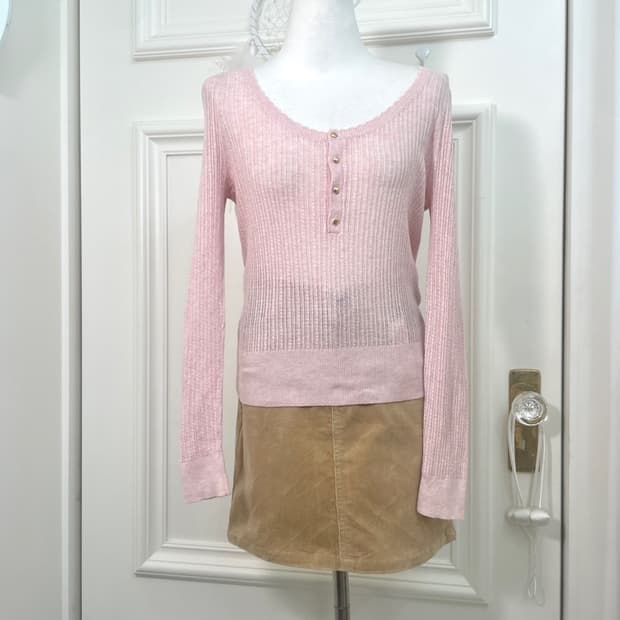 pink melange button point slim knit top