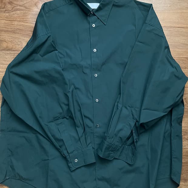 그라프페이퍼 셔츠f 다크그린