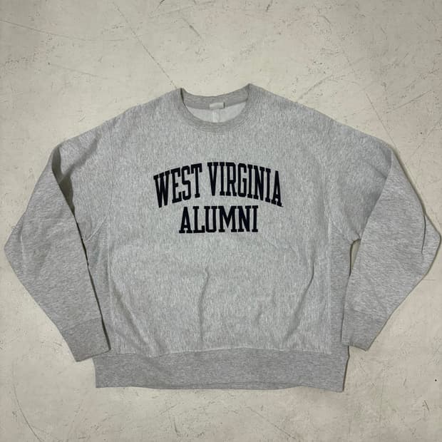 00's Champion Revers Weave Sweatshirt.