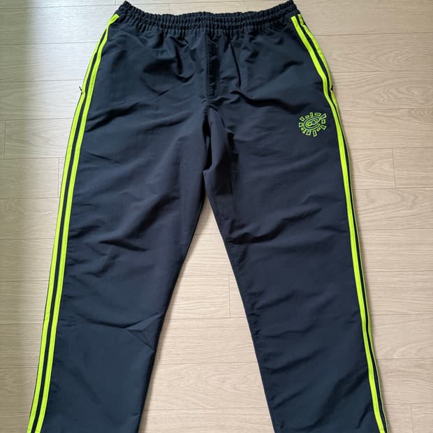 always adidas track pants L