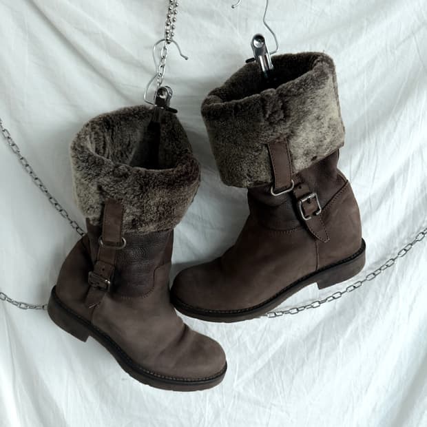 progetto italy 무스탕 래빗 퍼 버클 부츠