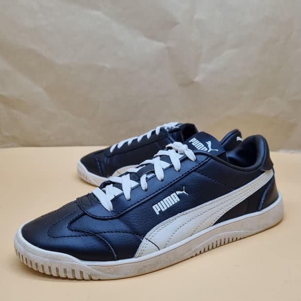 푸마 클럽 5v5 스니커즈245.