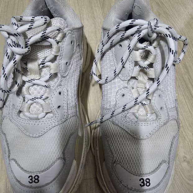 발렌시아가트리플S 38/250