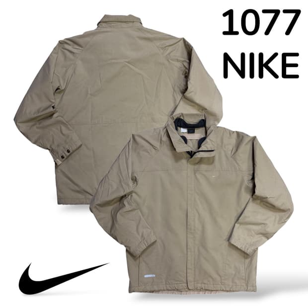 나이키 베이지 바람막이 L