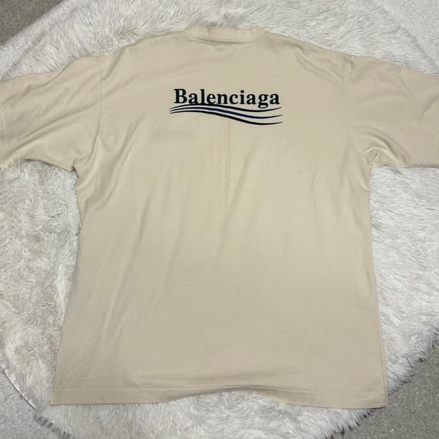 발렌시아가 자수 웨이브로고 반팔티 90