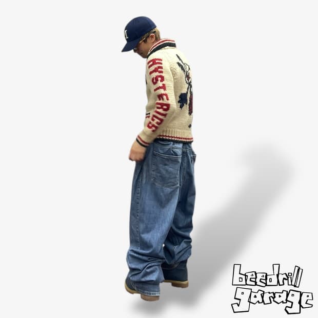 히스테릭 글래머 코위찬 니트 집업