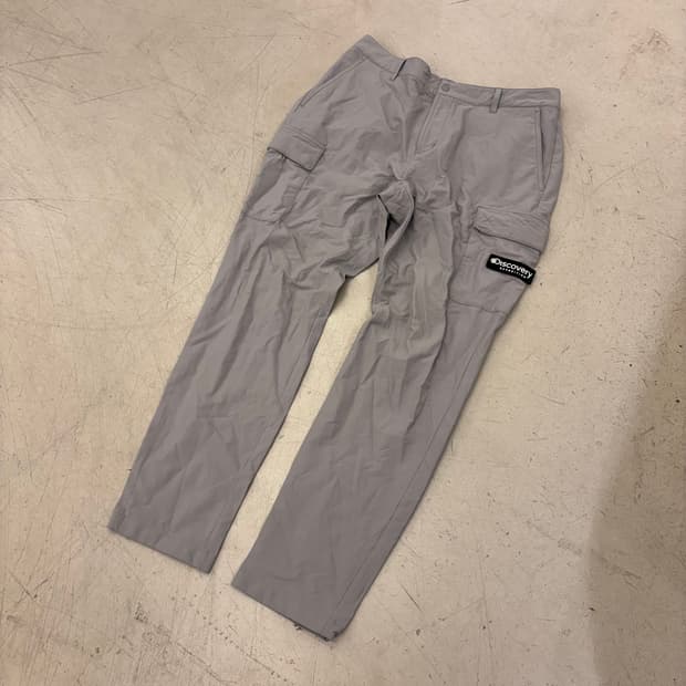 디스커버리 그레이 카고 팬츠