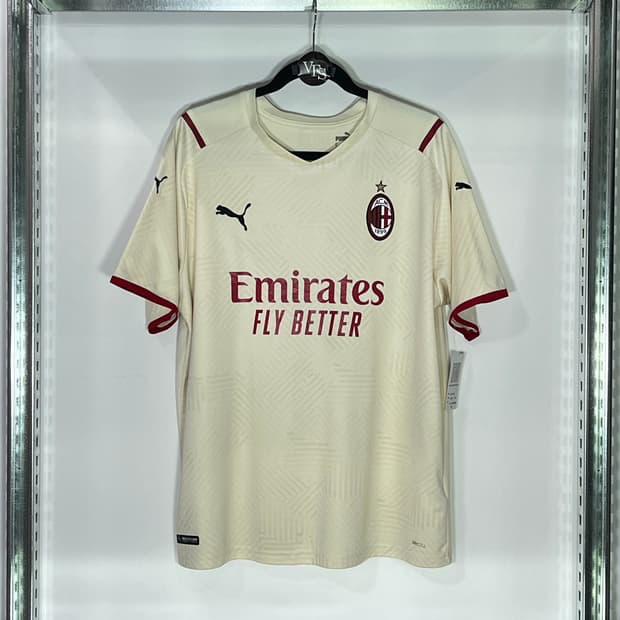 푸마 21-22 AC 밀란 어웨이 올리비에 지루