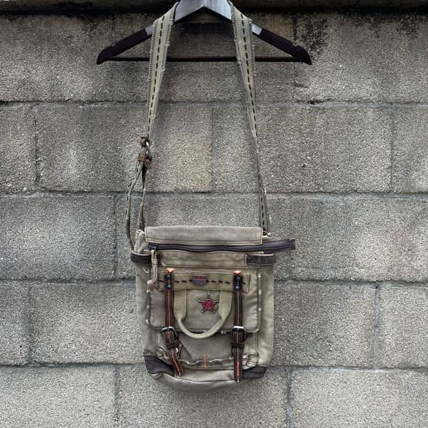 [OS] DIESEL 빈티지 밀리터리 크로스백 님여