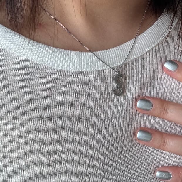 디올 Dior CD 로고 드롭 실버 목걸이