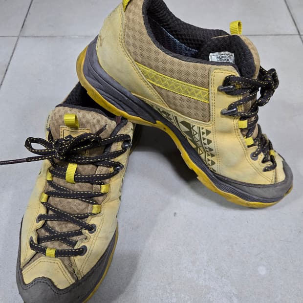 코오롱스포츠 고어텍스 등산화 245mm