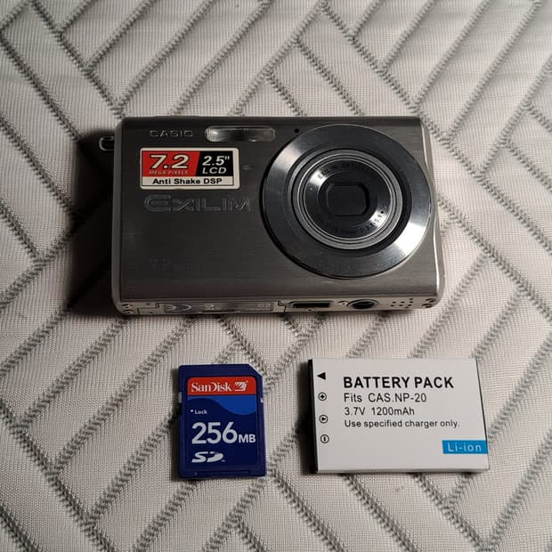 [최저가 / 가격 더 안내려요] 카시오 EXILIM EX-Z70 디카
