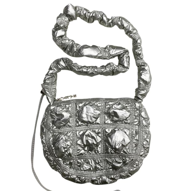 칼린 실버 퀄티드 코지백