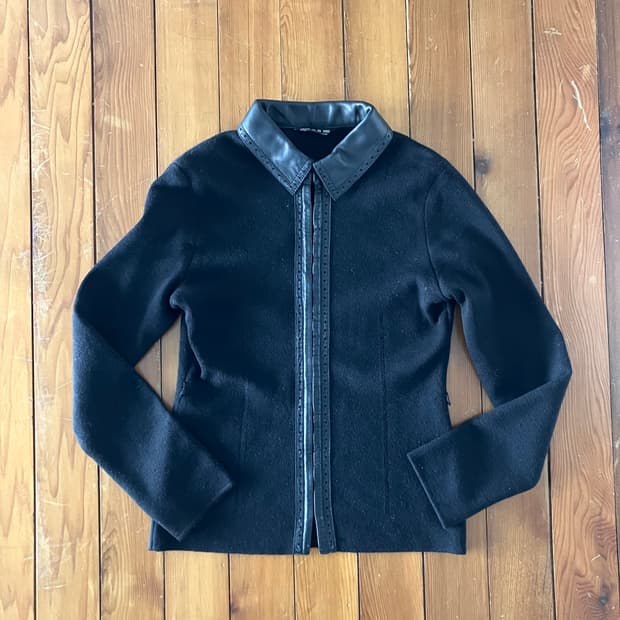 유니크 디자인 니트 탑