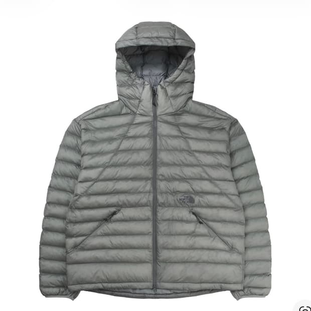 노스페이스 벤투스 온 자켓 실버 (경량패딩 현재 s리셀가 36만원)