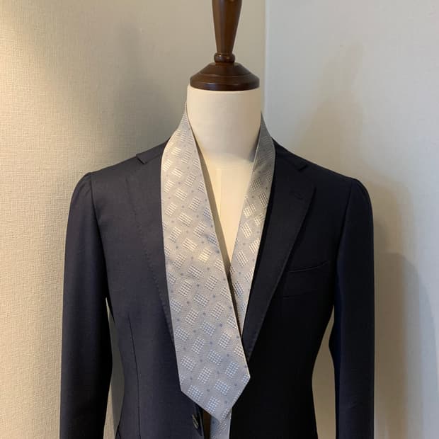 조르지오 아르마니(ARMANI) 기하학적패턴 명품넥타이 정장패션 A+등급