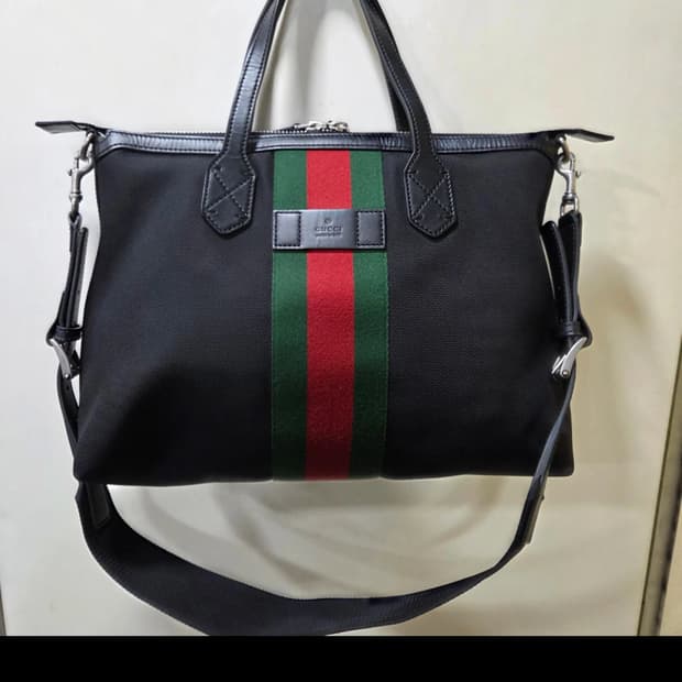 구찌 신상 토트앤 숄더백 남.녀.공용