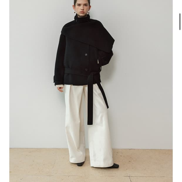 루에브르 핸드메이드 벨티드 하프코트 블랙s