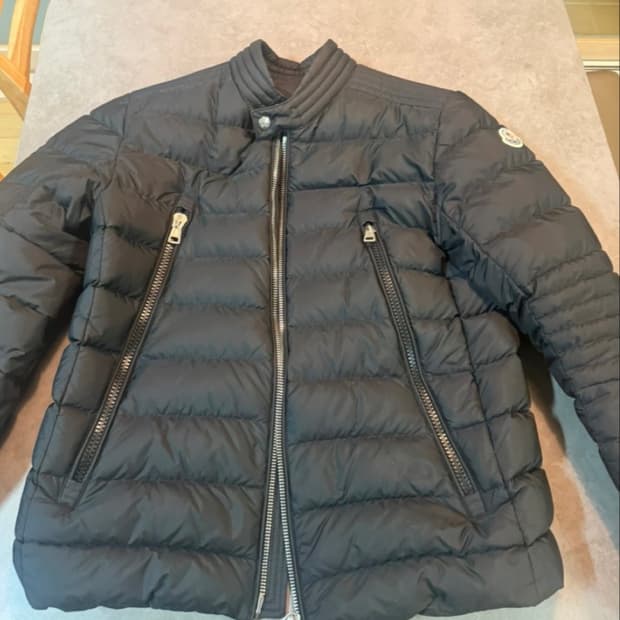 [4] 몽클레어 아미오 패딩 경량패딩