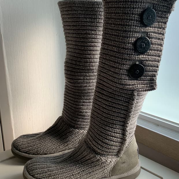 어그 카디 니트 부츠 그레이