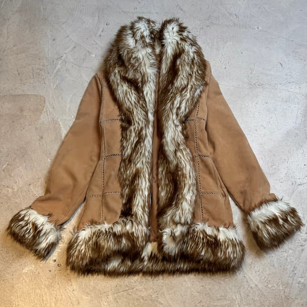 퍼 트림 스웨이드 무스탕