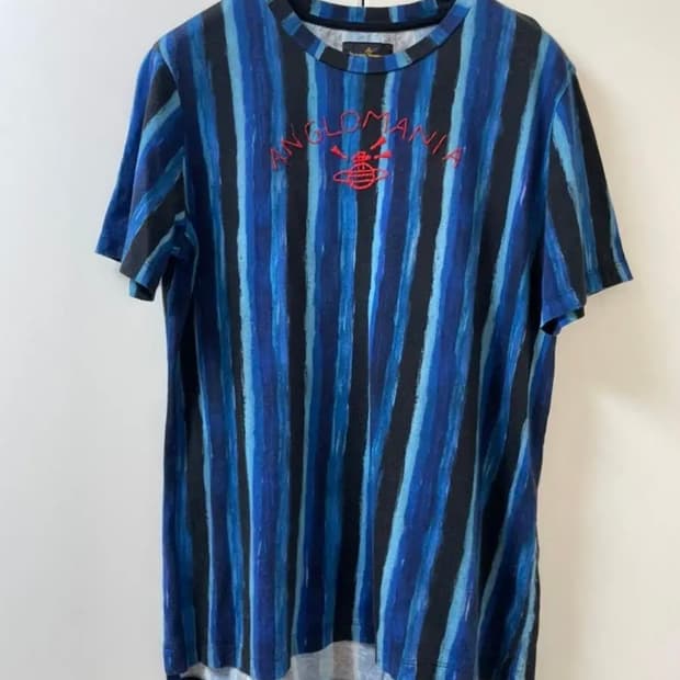 비비안웨스트우드 티셔츠