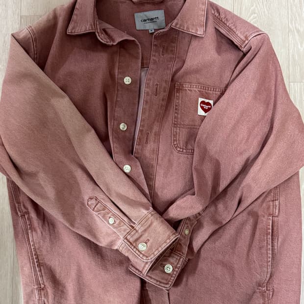 칼하트wip 내쉬셔츠 핑크 M사이즈