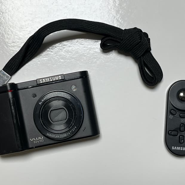 삼성 samsung VLUU NV10 디카 카메라