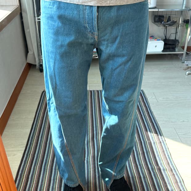 랑방 트위스트 데님 팬츠