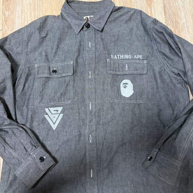 AaPE 샴브레이 셔츠