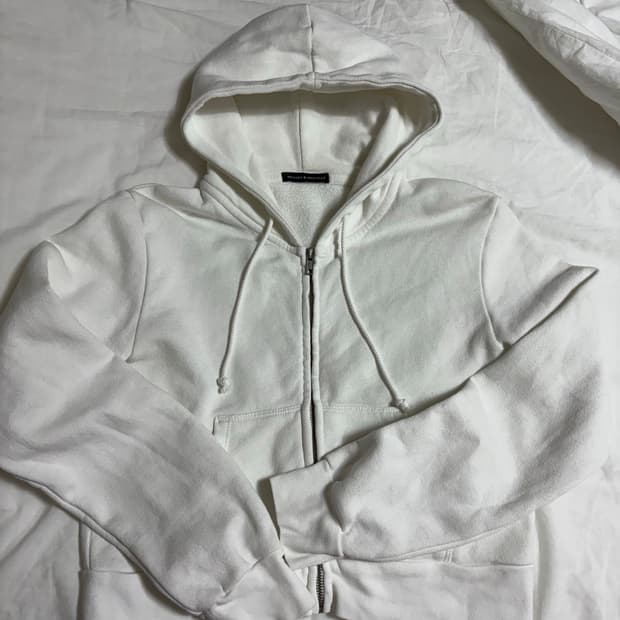 브랜디멜빌 화이트 후드집업