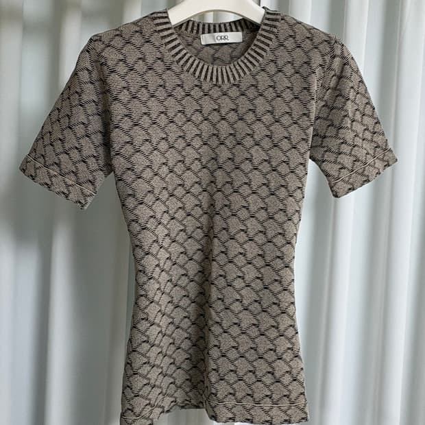 오르 밀리언 R 니트 