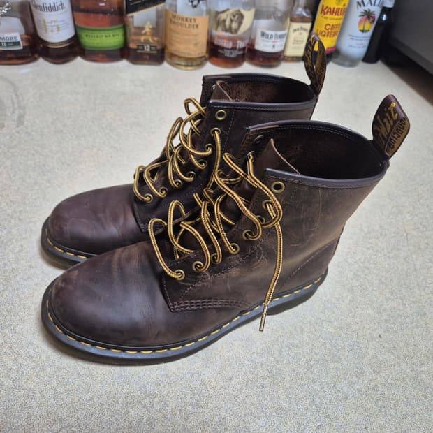 닥터마틴 크레이지 호스 1460 