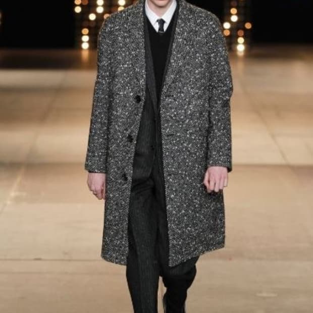 생로랑 14fw 트위드코트 50