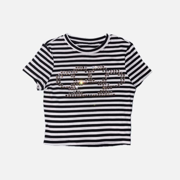 Vintage Cubic Stud 🐾 t-shirt