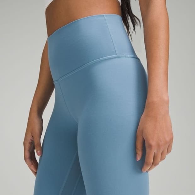 룰루레몬(Lululemon)얼라인 하이라이즈 7부 레깅스