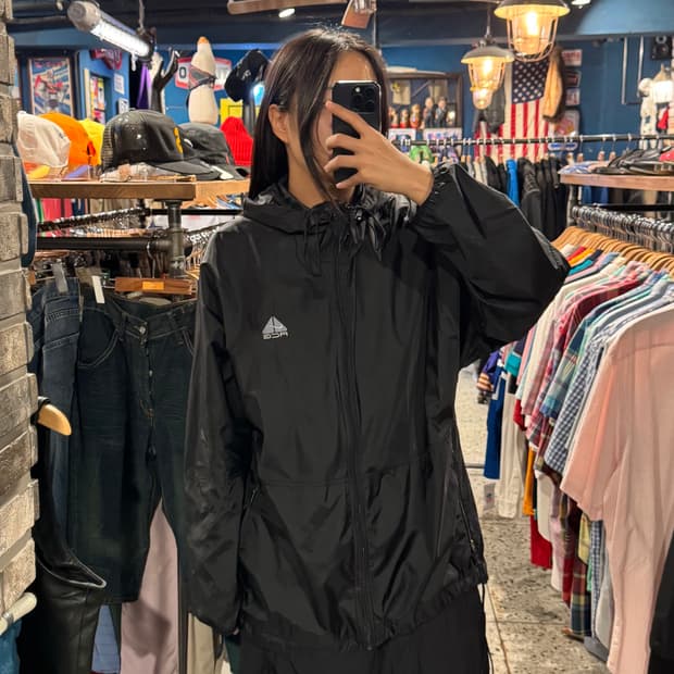 Nike ACG 스트링 바람막이