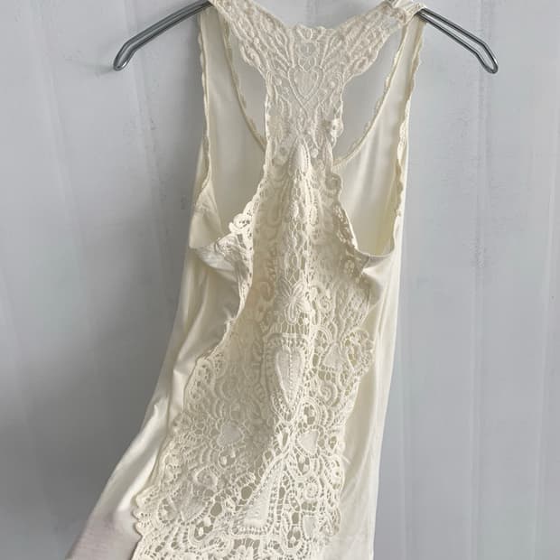 Ivory Crochet Back Point Sleeveless