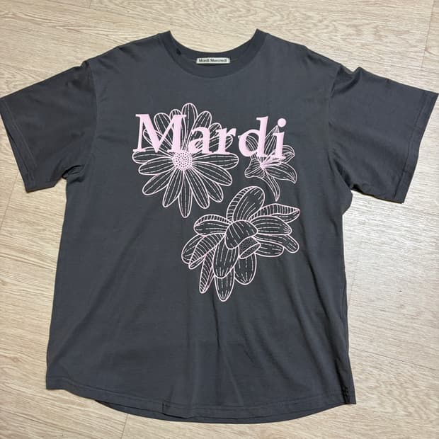 마르디 메크르디 TRIPLEFLOWER 반팔 차콜