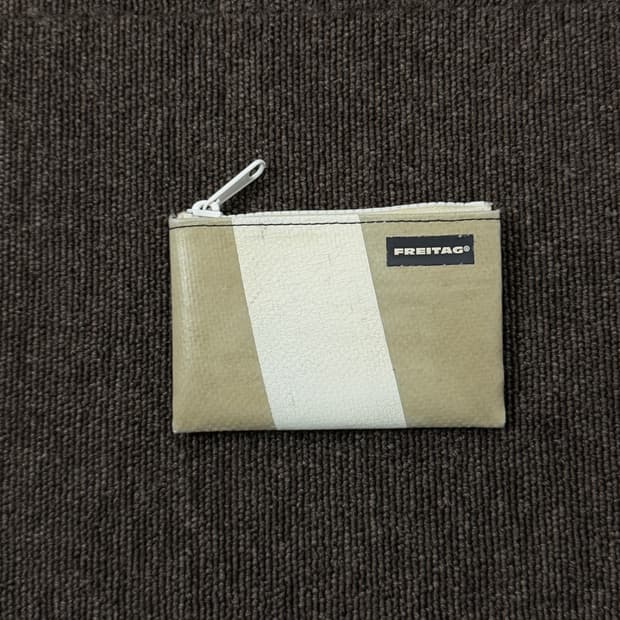 프라이탁 (FREITAG) 블레어 F05 카드지갑 (독일 구매)