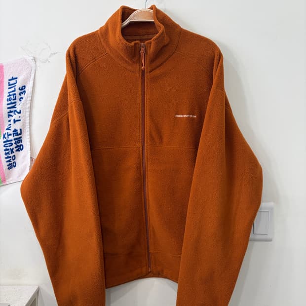 386. 디스이즈네버댓 후리스 플리스