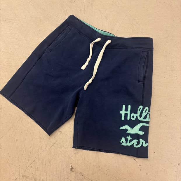 홀리스터 네이비 코튼 반바지