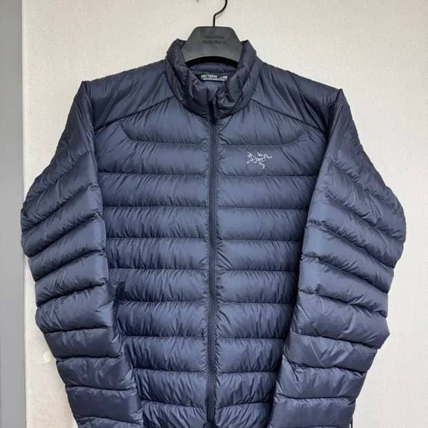 아크테릭스 세륨 자켓 블랙 사파이어