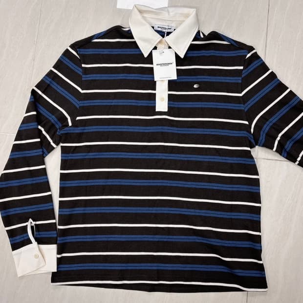 새제품 맥파이로빈 스트라이프 카라티 럭비티