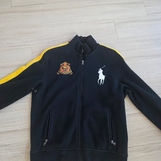 폴로 랄프로렌 빅포니  집업 자켓 판매합니다.