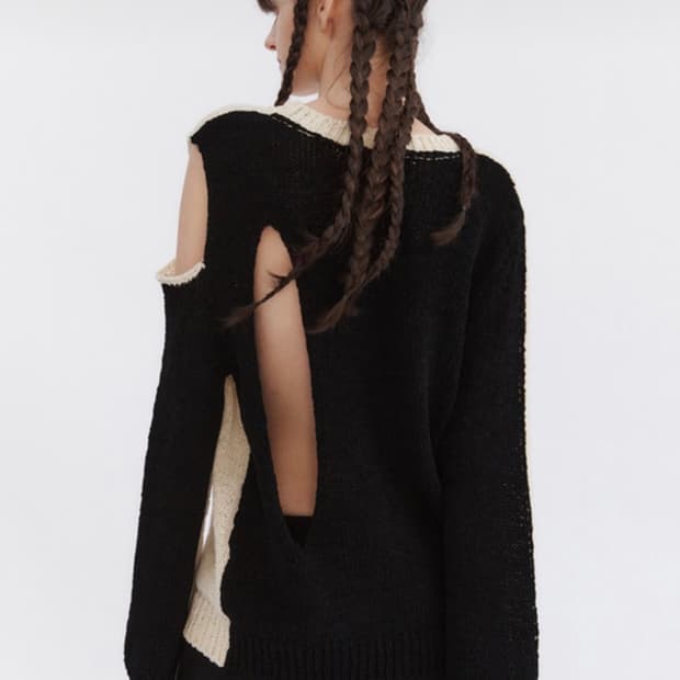 오픈와이와이 CUT-OUT COLOR BLOCK KNIT TOP