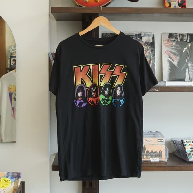 Kiss