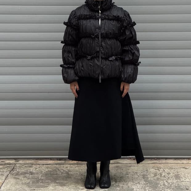 comme des garcons Ruffle Black Down Open